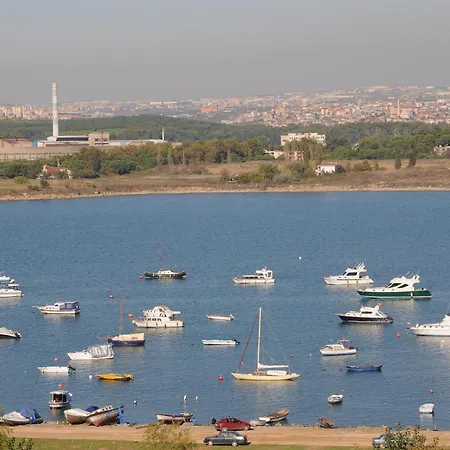 Paradise Island Hotel 3*