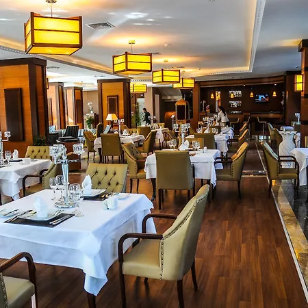 Hotel Paradise Island