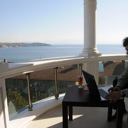 Paradise Island Hotel