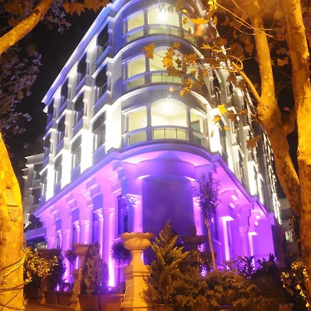 Paradise Island 3*