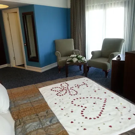 Paradise Island Hotel 3*