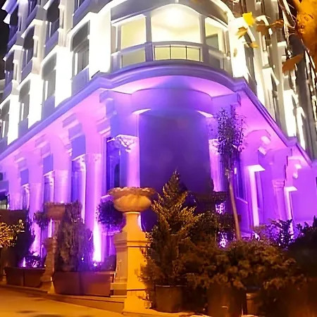 فندق جزيرة باراديس 3*
