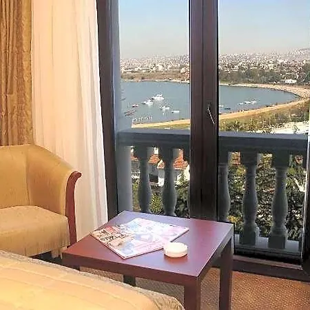 Paradise Island 3*