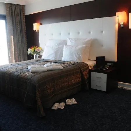 Hotell Paradise Island Darıca